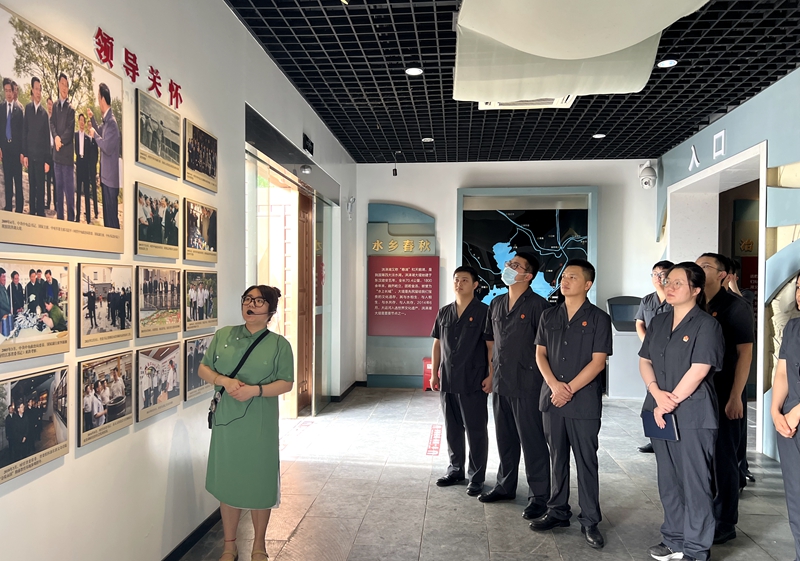 241690165690626536.jpg 0169001fb75abfe7524d122105ec3c8.jpg